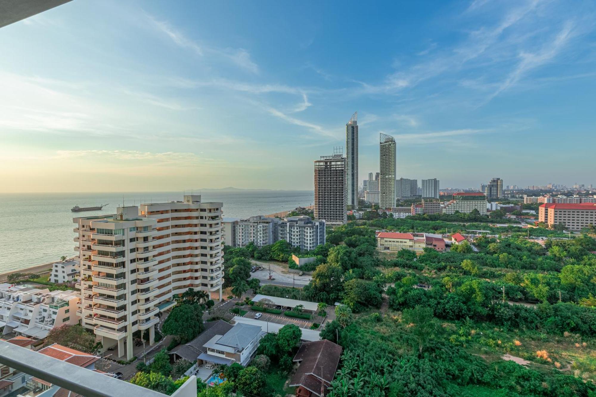 Pattaya Holiday At Veranda Residence Pattaya Pantai Jomtien Luaran gambar